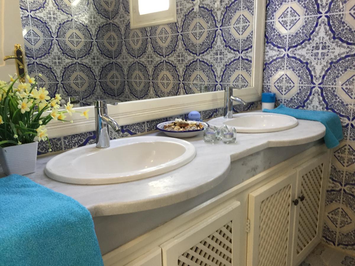 Dar Ezzahra Villa โทเซอร์ ภายนอก รูปภาพ