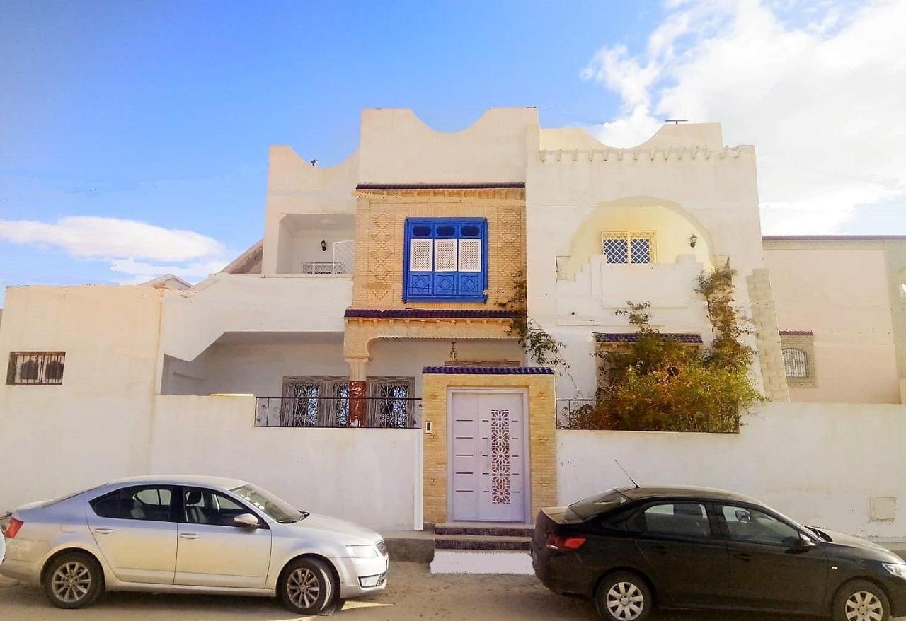 Dar Ezzahra Villa โทเซอร์ ภายนอก รูปภาพ