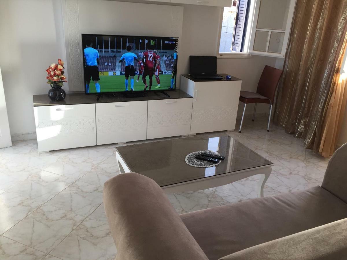 Dar Ezzahra Villa โทเซอร์ ภายนอก รูปภาพ