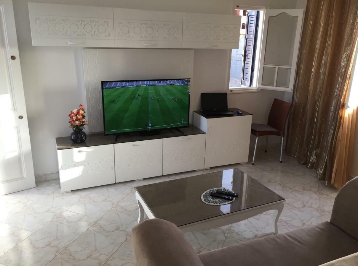 Dar Ezzahra Villa โทเซอร์ ภายนอก รูปภาพ